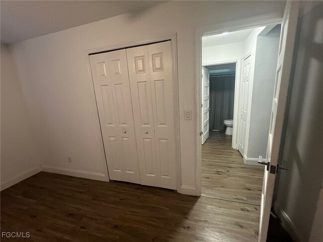 Building Photo - 422 SE 19th St