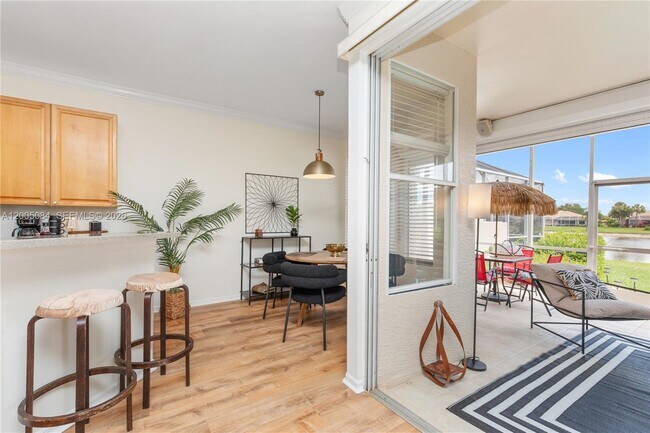 Building Photo - 1896 Crestview Way