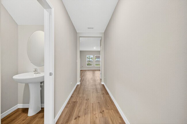 Building Photo - Brand New 4 Bed Now Available!