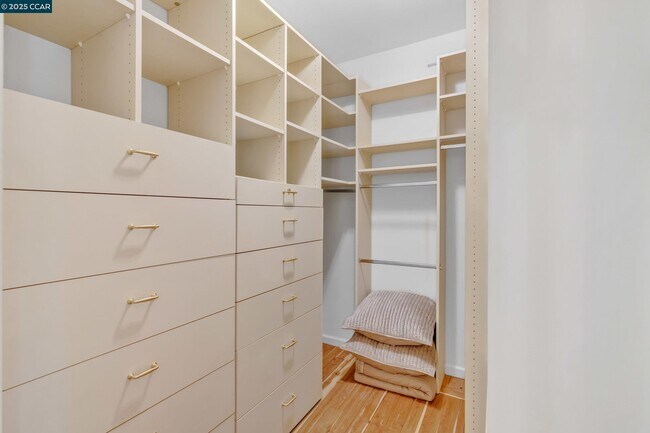 Building Photo - 1121 Eagle Nest Ct