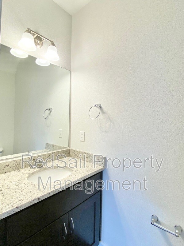 Building Photo - 2758 McKann Ave