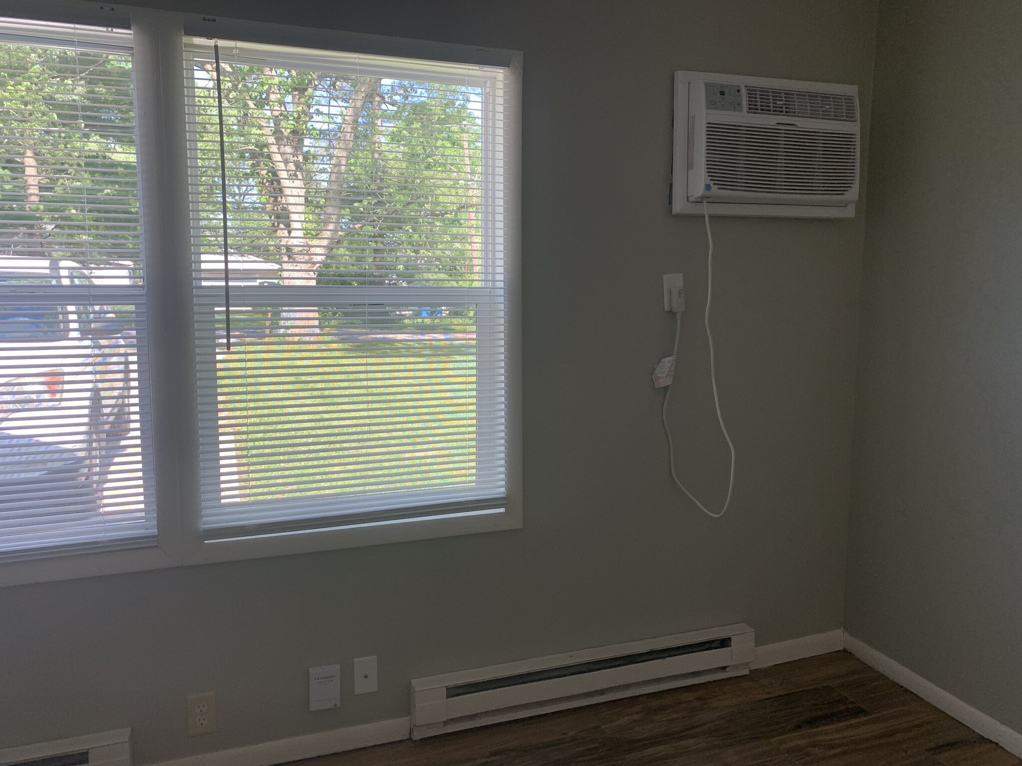 Building Photo - 10614 McPherson St