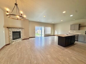 Building Photo - 1306 Fozzie Ln