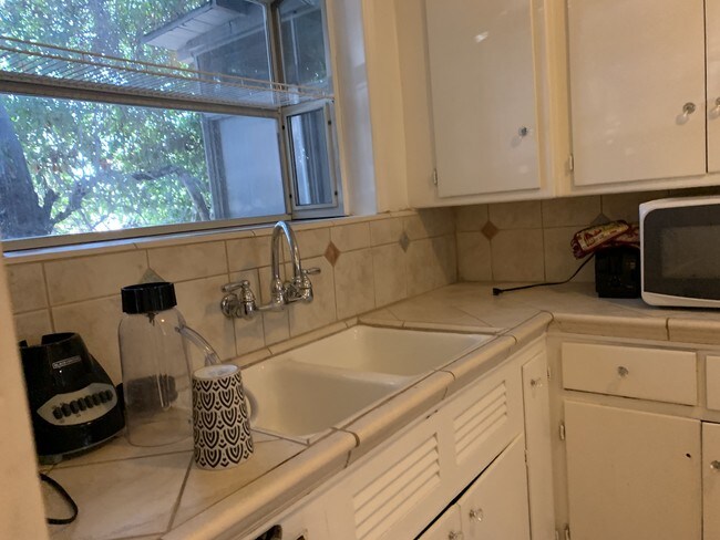 Building Photo - 6222 Banner Ave