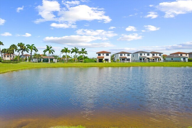 Building Photo - 16259 Sandy Shore Dr