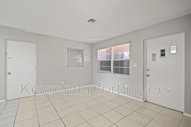 Building Photo - 75 Cypress St