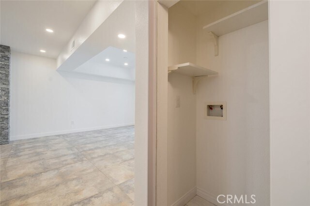 Building Photo - 6828 Laurel Canyon Blvd