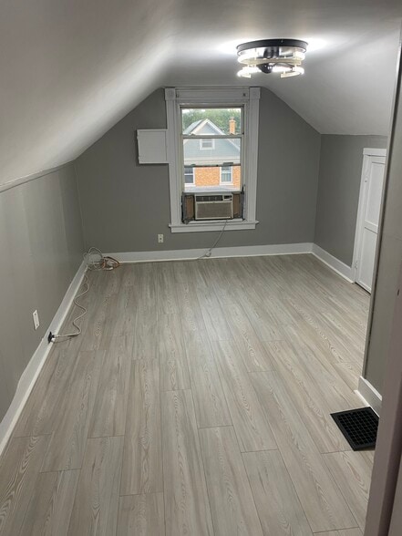 Building Photo - 3108 Markbreit Ave
