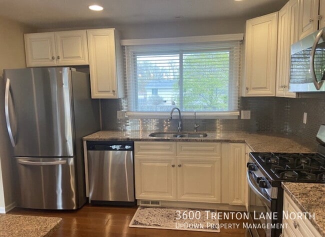 Building Photo - 3600 Trenton Ln N