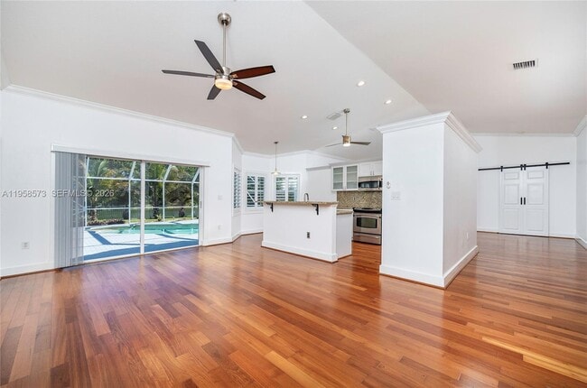 Building Photo - 405 SW 198th Terrace