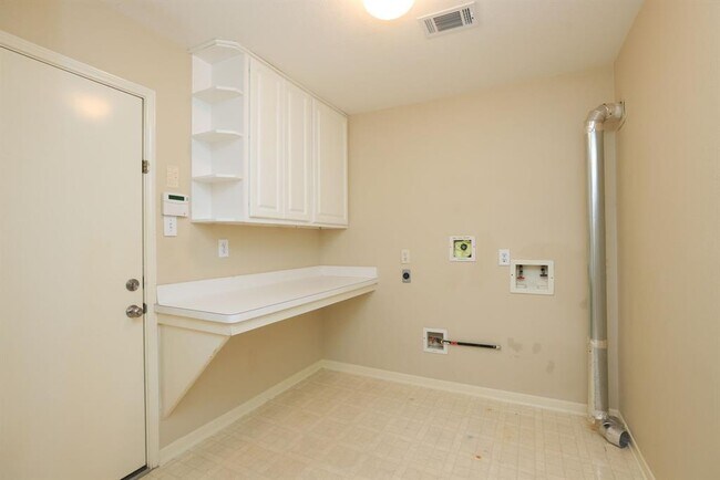 Building Photo - 47 E Greywing Cir