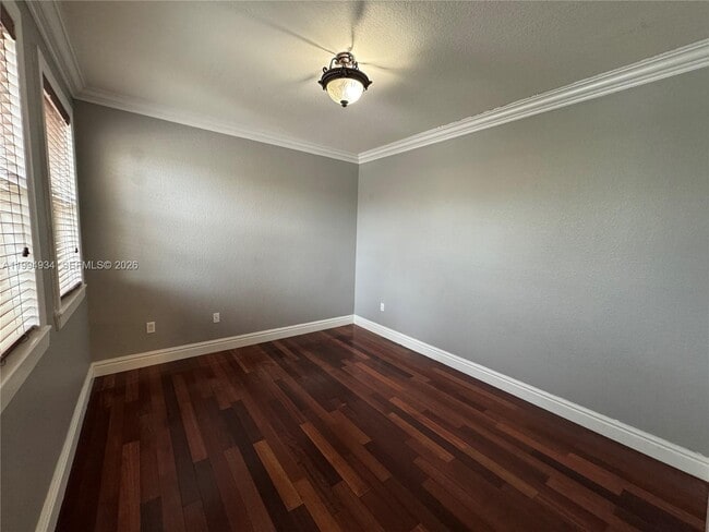 Building Photo - 2155 SW 156th Ct