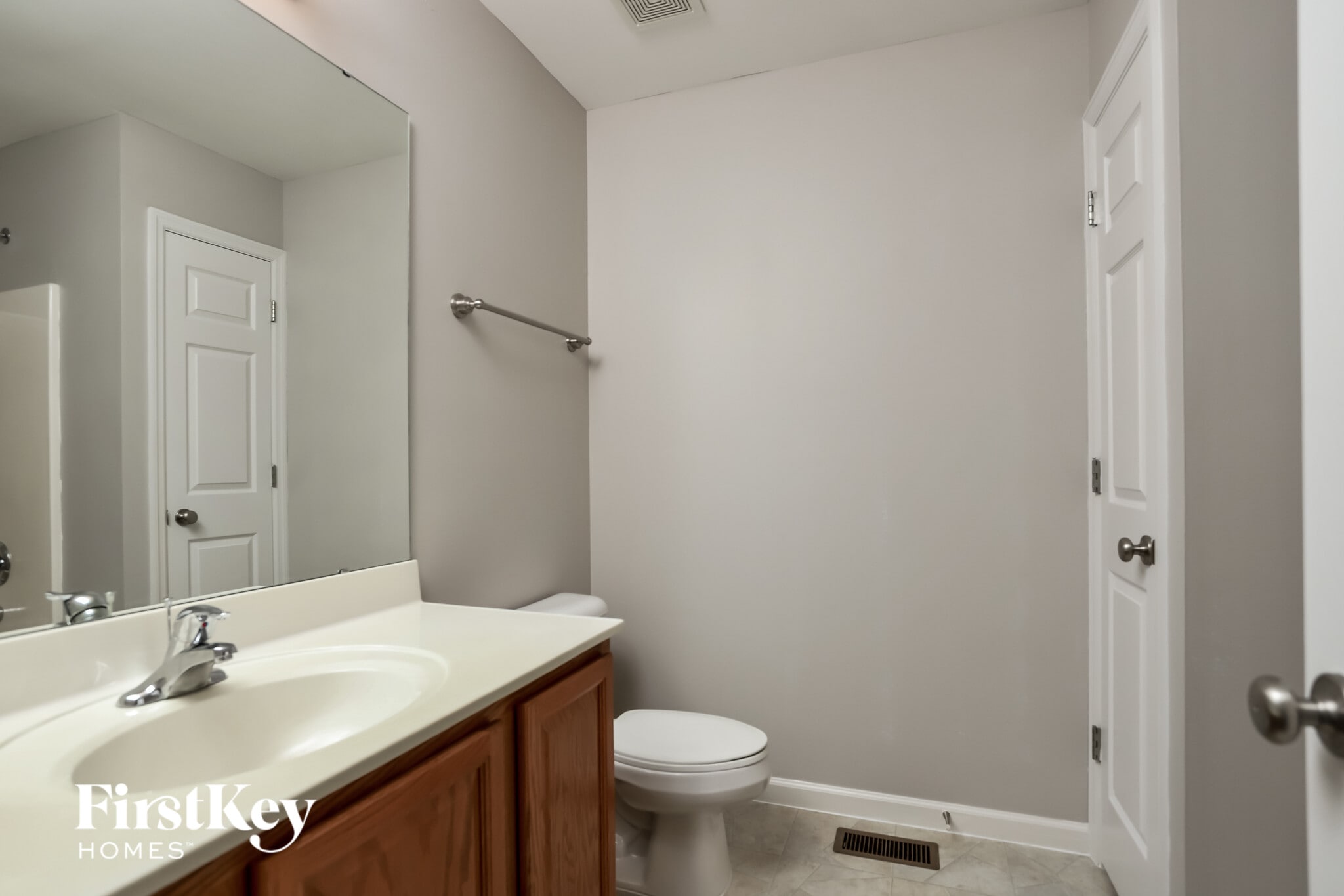 Building Photo - 128 Homefield Lake Ct