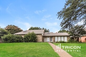 Building Photo - 3201 Chimneyrock Dr