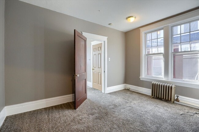 Building Photo - 2038 Market