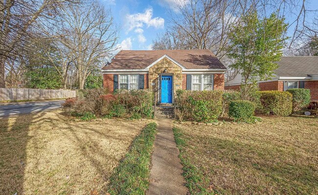 Primary Photo - 3 bed, 1 bath near the University of Memphis