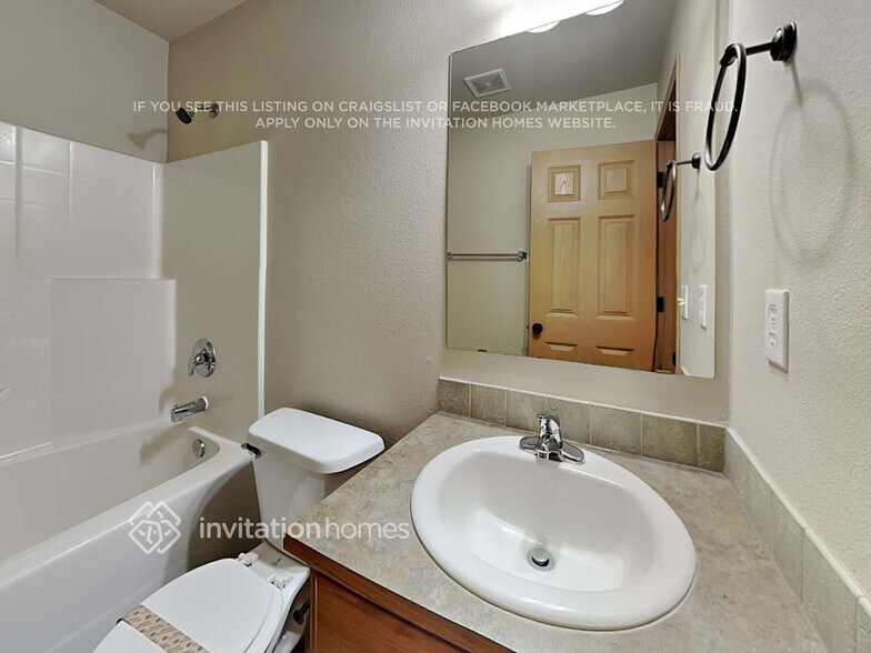 Building Photo - 10207 Broadway Ave S