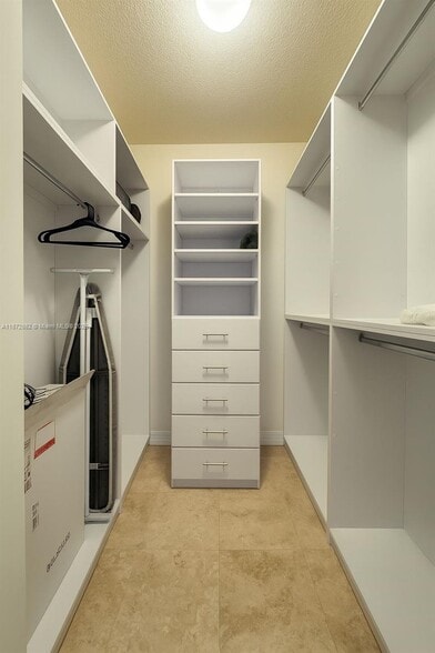 Building Photo - 41 SE 5th St