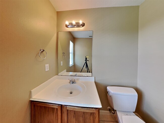Building Photo - 674 Cypresswood Trce