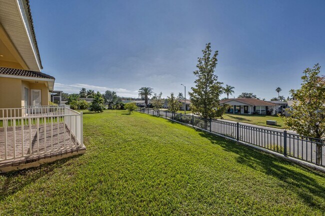 Building Photo - Beautiful Gulf Harbor Villa