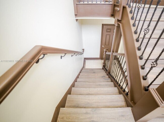 Building Photo - 53 NE 49th St