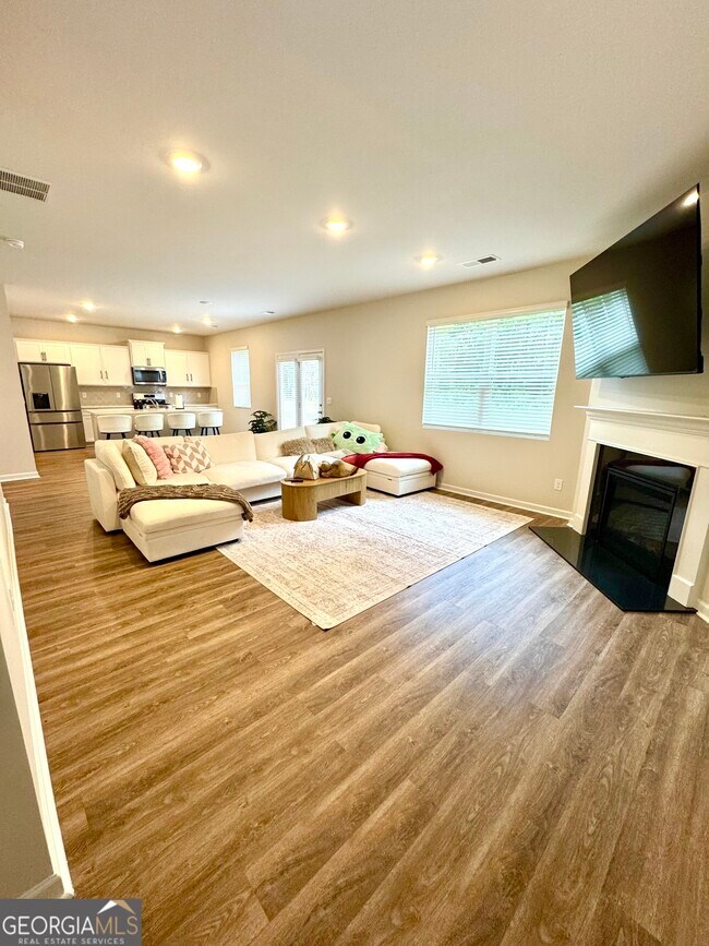 Building Photo - 17 Woodbrook Trl