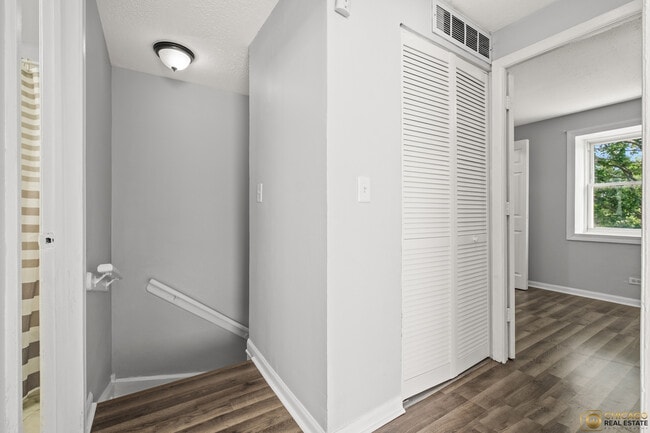 Building Photo - 31G Fernwood Dr