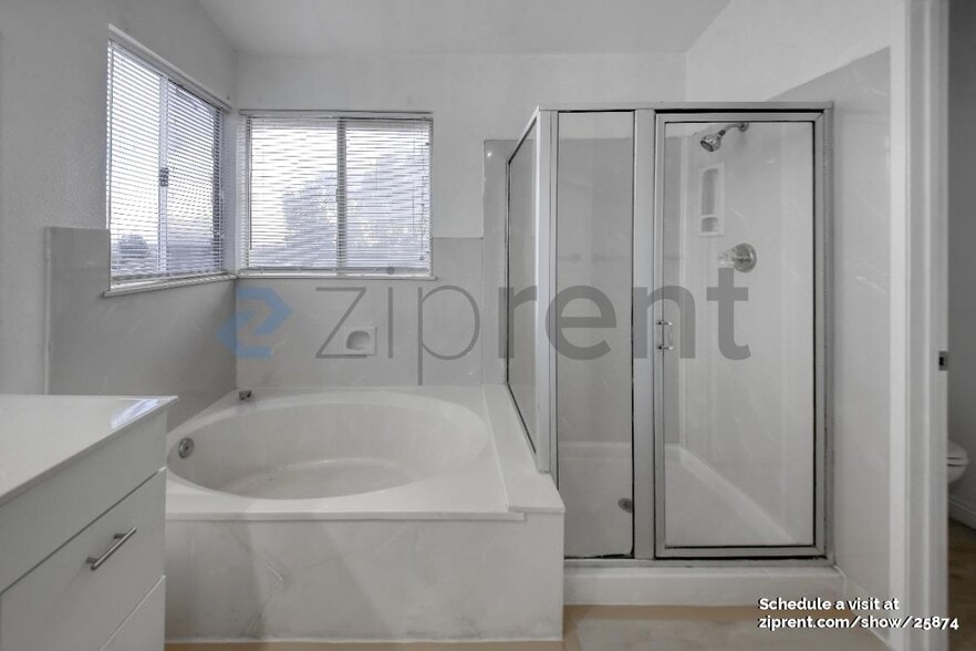 Building Photo - 21627 Winding Rd