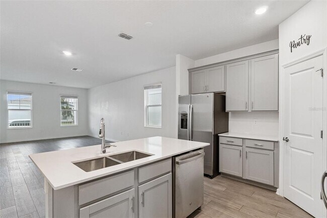 Building Photo - 2509 Relaxing Ln