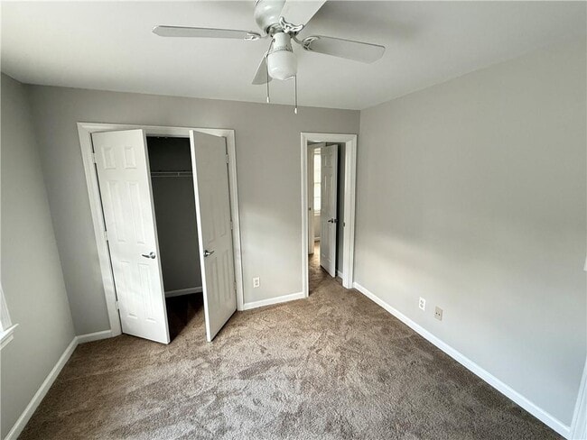 Building Photo - 3670 River Trace Dr