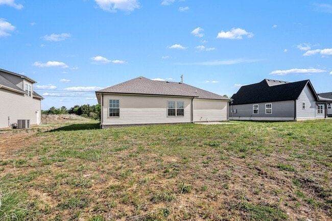 Building Photo - 107 Meadowbrook