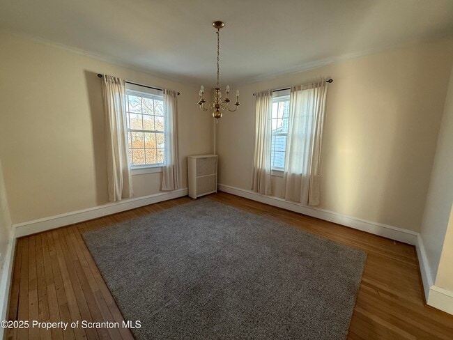 Building Photo - 301 Monument Ave