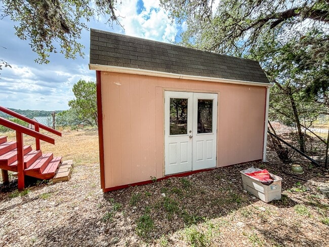 Building Photo - 1211 Flaman Rd