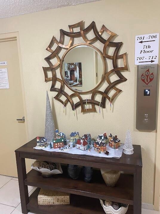 Building Photo - 305 N Pompano Beach Blvd