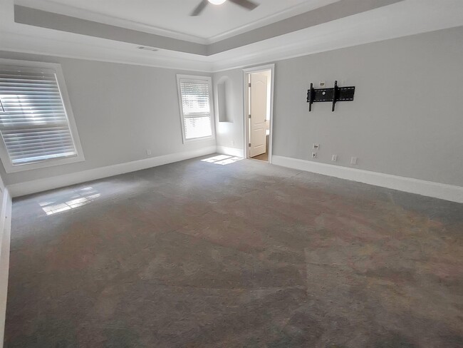 Building Photo - 2772 Durham Dr NE