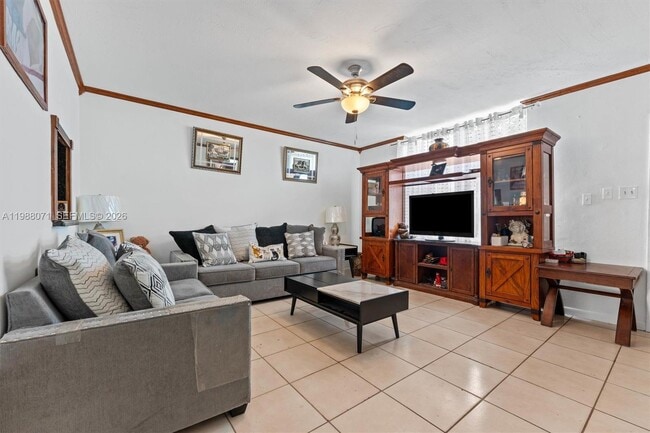 Building Photo - 314 NE Miami Ct