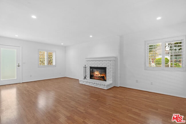 Building Photo - 8120 Redlands St