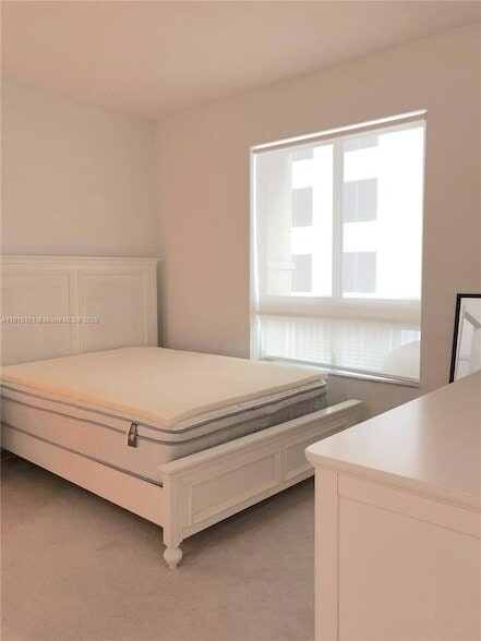 Building Photo - 7350 SW 89th St