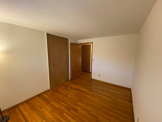 Building Photo - 6374 Rygate Dr