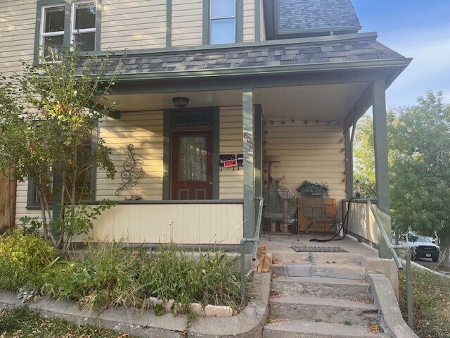 Front of House - 800 Holter St
