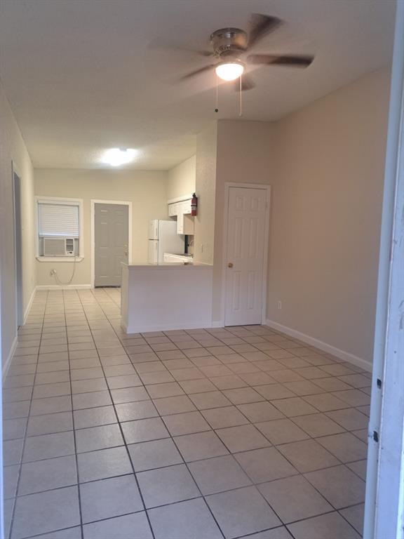 Primary Photo - 3357 Frick Rd