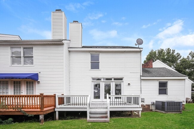 Building Photo - 2506 St Christopher Cir SW