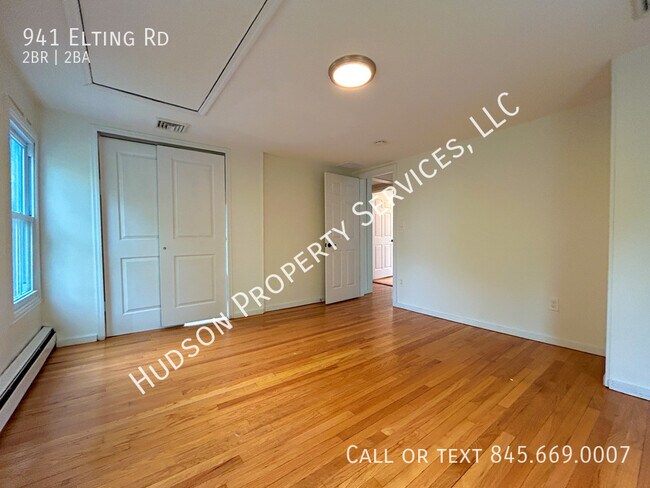 Building Photo - 941 Elting Rd
