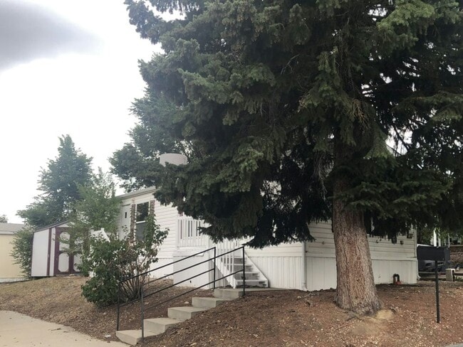 Building Photo - 1801 W 92nd Ave