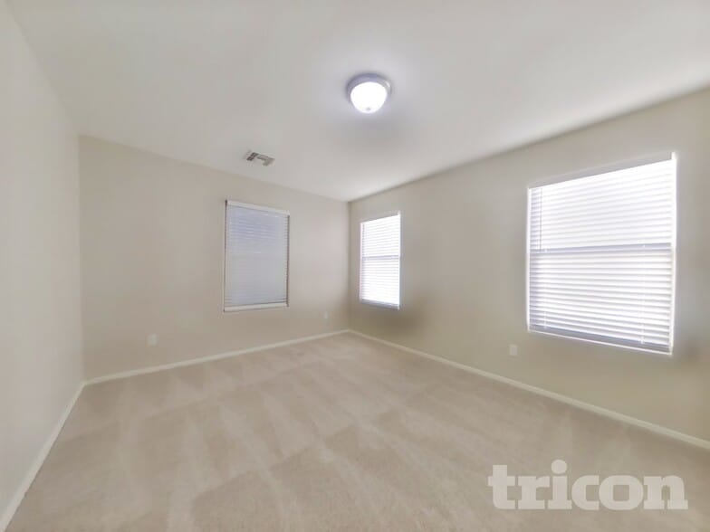 Building Photo - 26011 N Sandstone Way