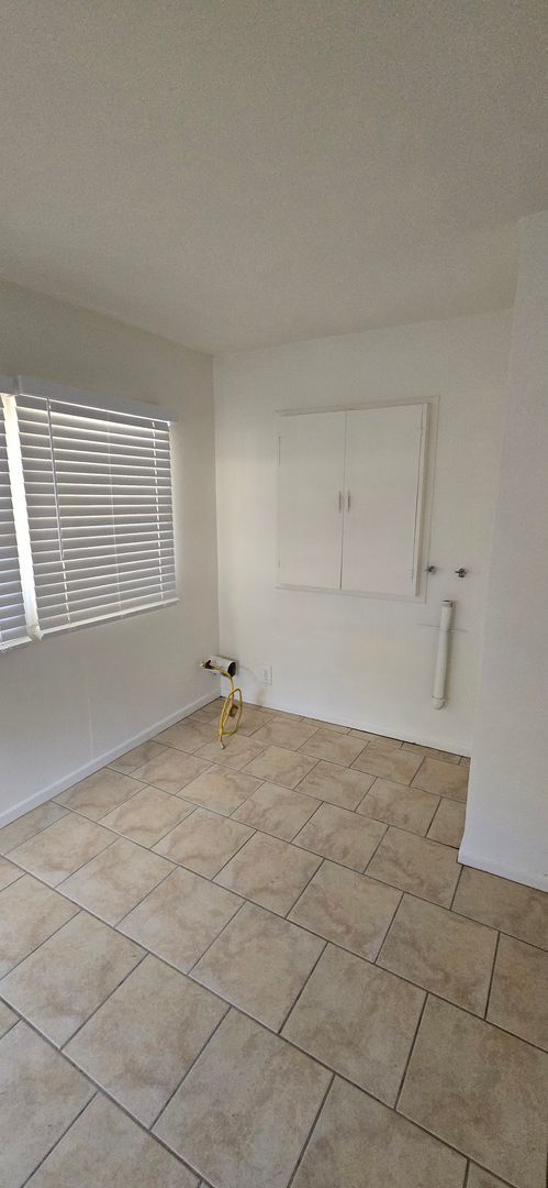 Building Photo - Quaint Yucaipa Home on Large Lot