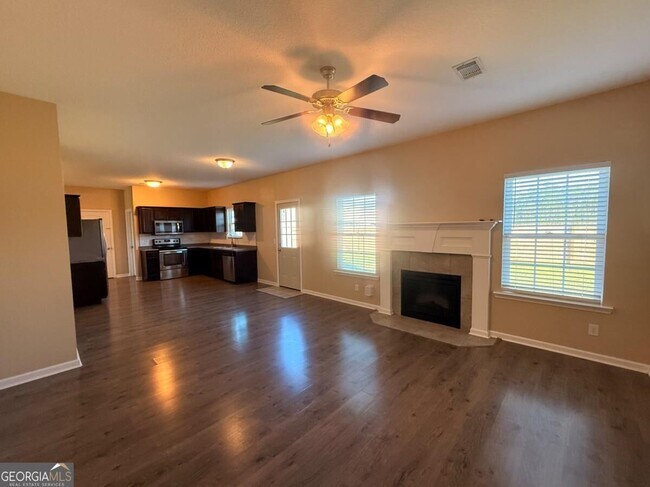 Building Photo - 1597 Longleaf Ct