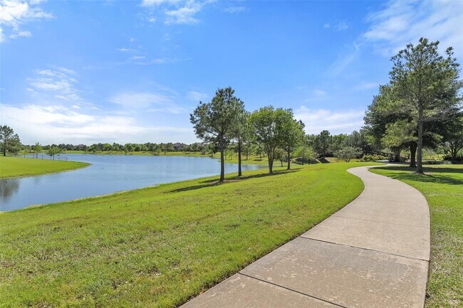 Building Photo - 12106 Coldwater Cove Ln