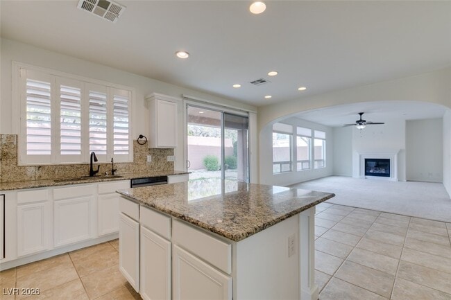 Building Photo - 8676 Moreno Mountain Ave