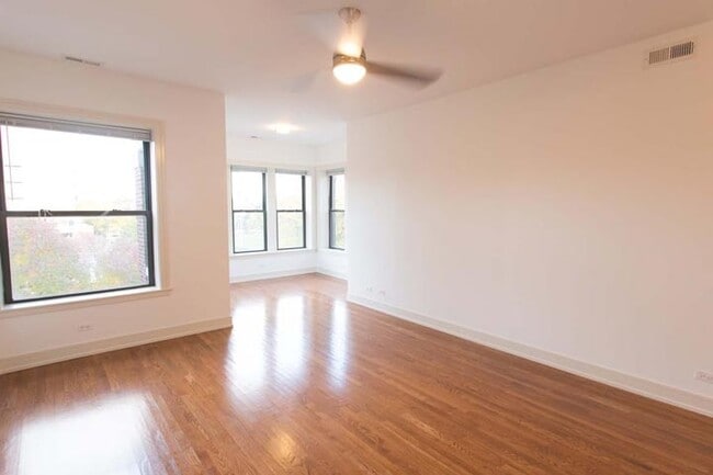Floorplan - 5234-5244 S. Ingleside Avenue